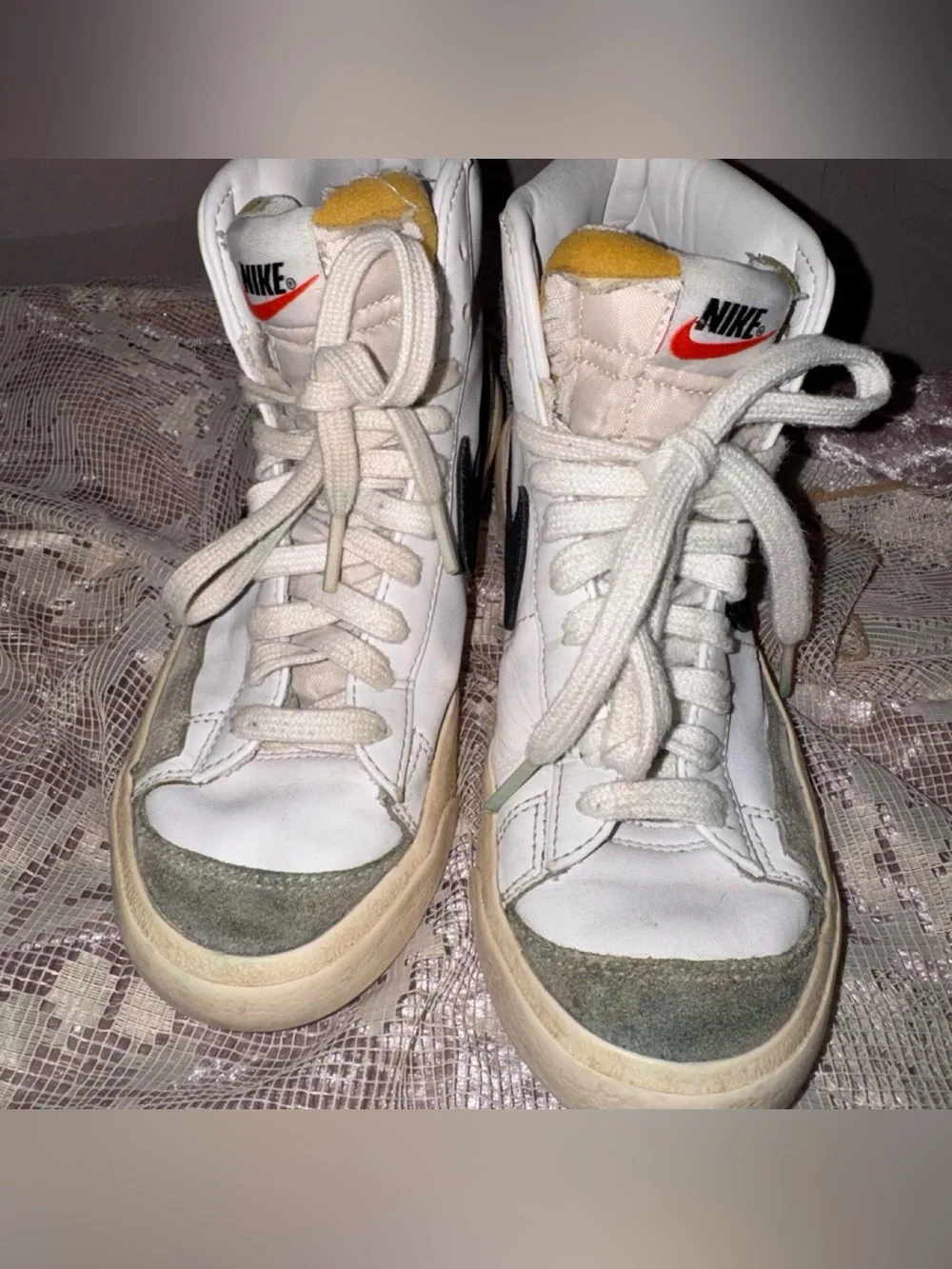 Nike Blazer Mid '77 High Top Sneakers White/Black Size 6.5